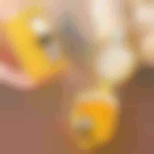 Abridor de cascas de ovos | YOLKIE