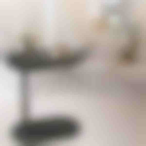 Mesa lateral portátil para sofá ou quarto | DESKICA